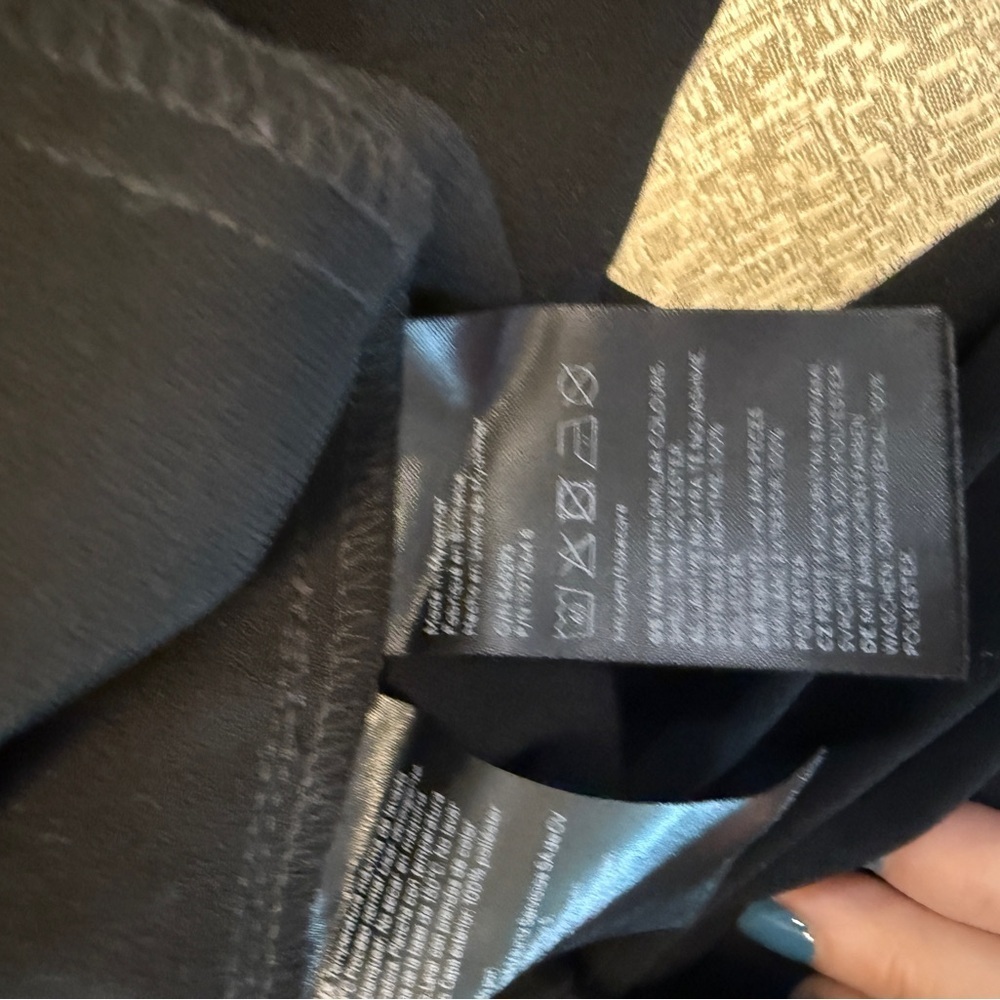 H & M Draped Wrap Dress Black Medium Faux Wrap V Neck EUC - Picture 5 of 7